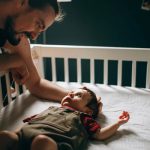 چطور کودک را بخوابانیم – ۷ روش جالب
