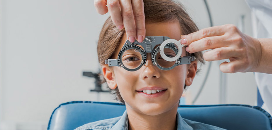 ۵ مشکل رایج بینایی در کودکان